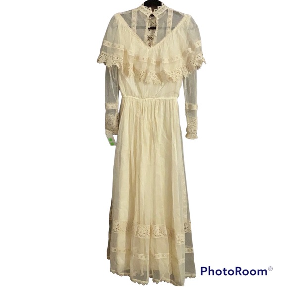 Vintage Prairie Wedding Dress Lace Cyreld Paris Parisian Handmade 50's-70’s - Picture 5 of 17